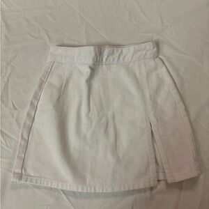 White Women's Jean Skirt With Slit 🥥🪩✨